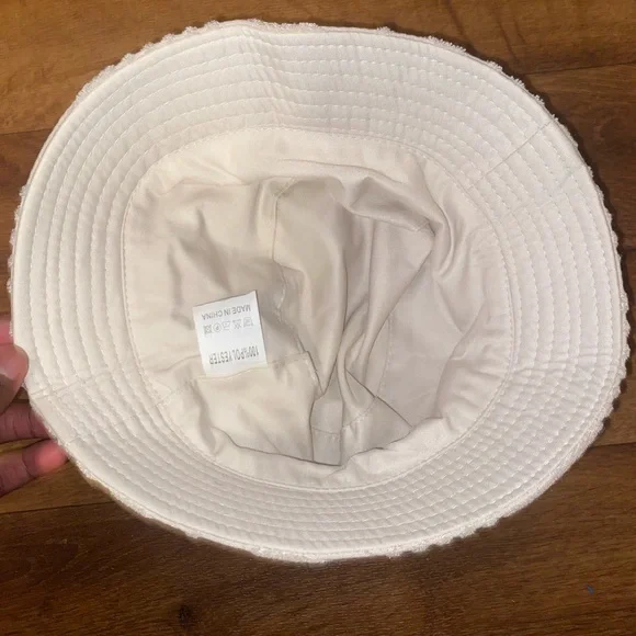 COLORFUL BUCKET HATS (TELL ME WHICH COLOR YOU WANT) - Picture 8 of 12